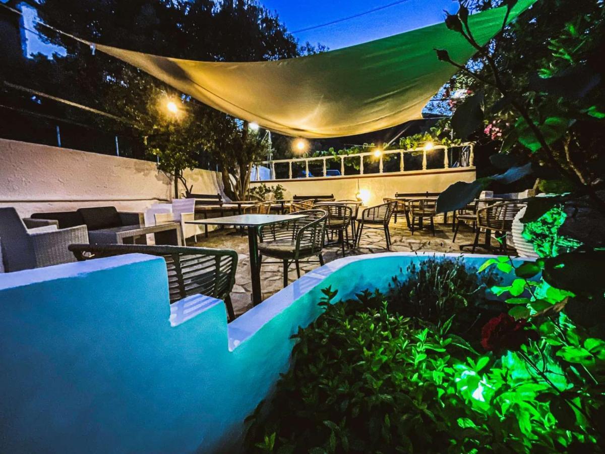 Spitaki Guest House เมกาลีอัมโมส ภายนอก รูปภาพ