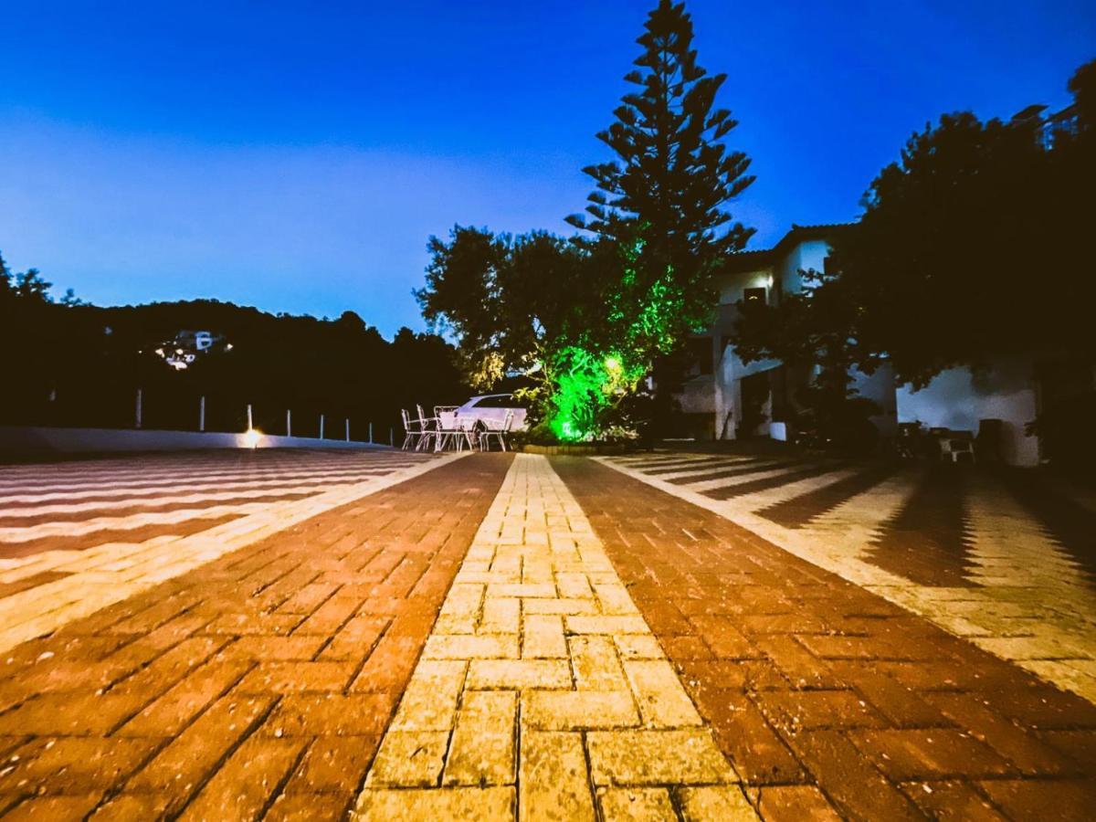 Spitaki Guest House เมกาลีอัมโมส ภายนอก รูปภาพ