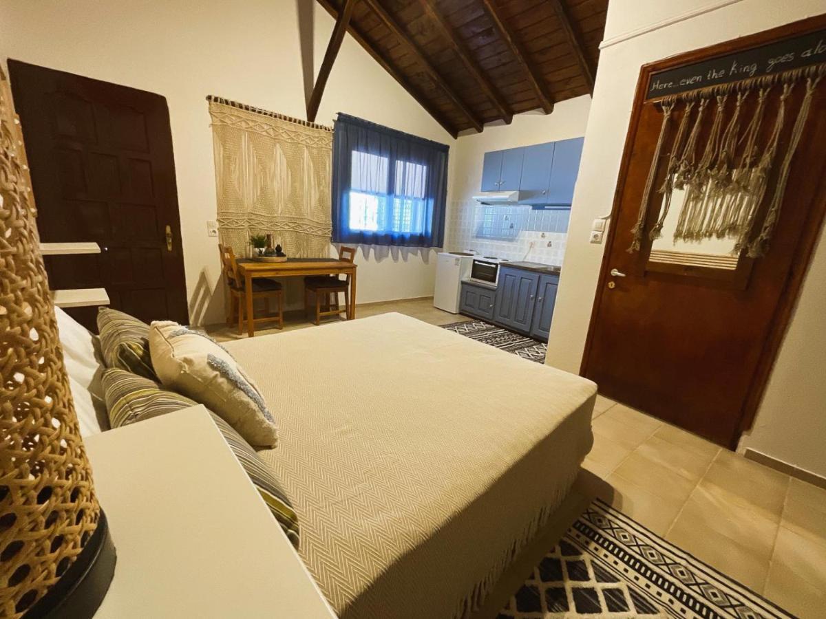 Spitaki Guest House เมกาลีอัมโมส ภายนอก รูปภาพ