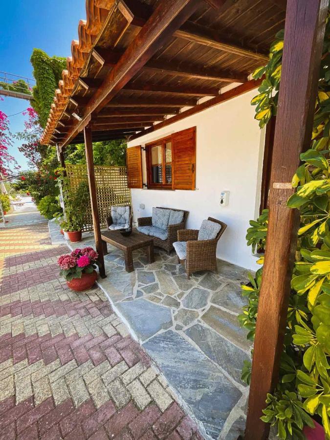 Spitaki Guest House เมกาลีอัมโมส ภายนอก รูปภาพ
