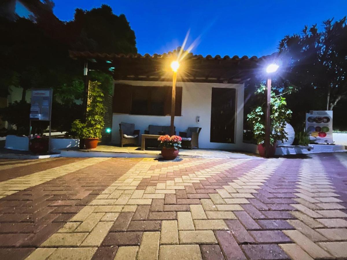 Spitaki Guest House เมกาลีอัมโมส ภายนอก รูปภาพ